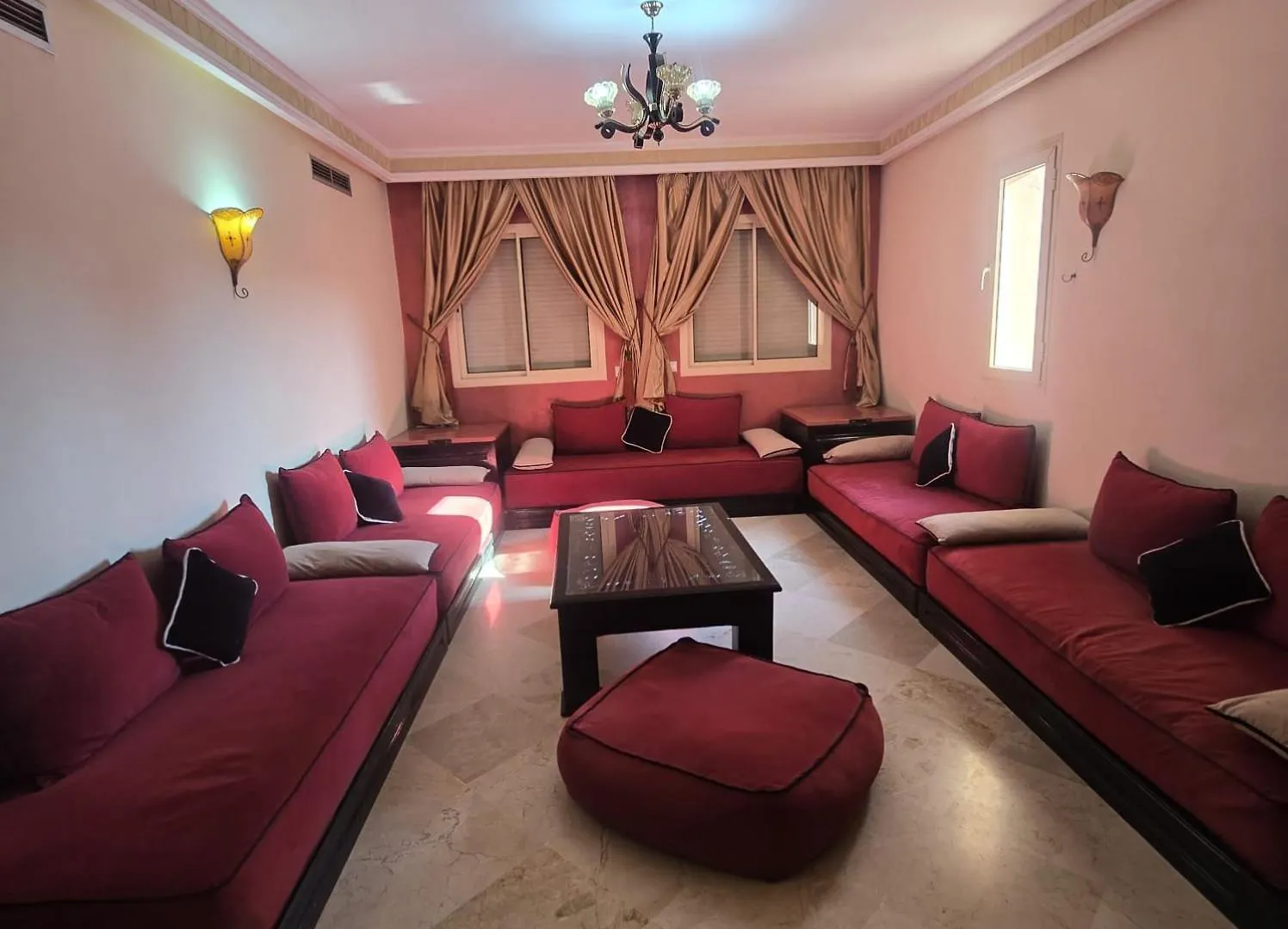 Appartement 2 Chambres Residence Centre Ville Avec Piscine Marrakesh Morocco